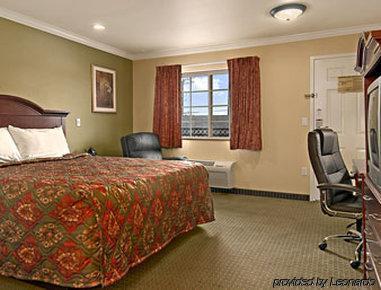 6 Mojave, Ca - Airport Hotel